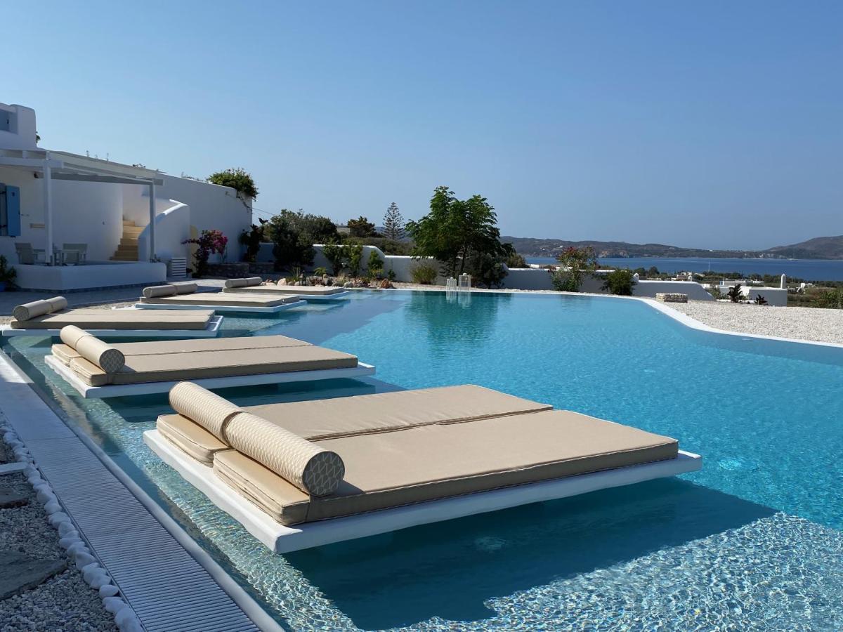 Blu Suites And Studios Adamantas Eksteriør billede