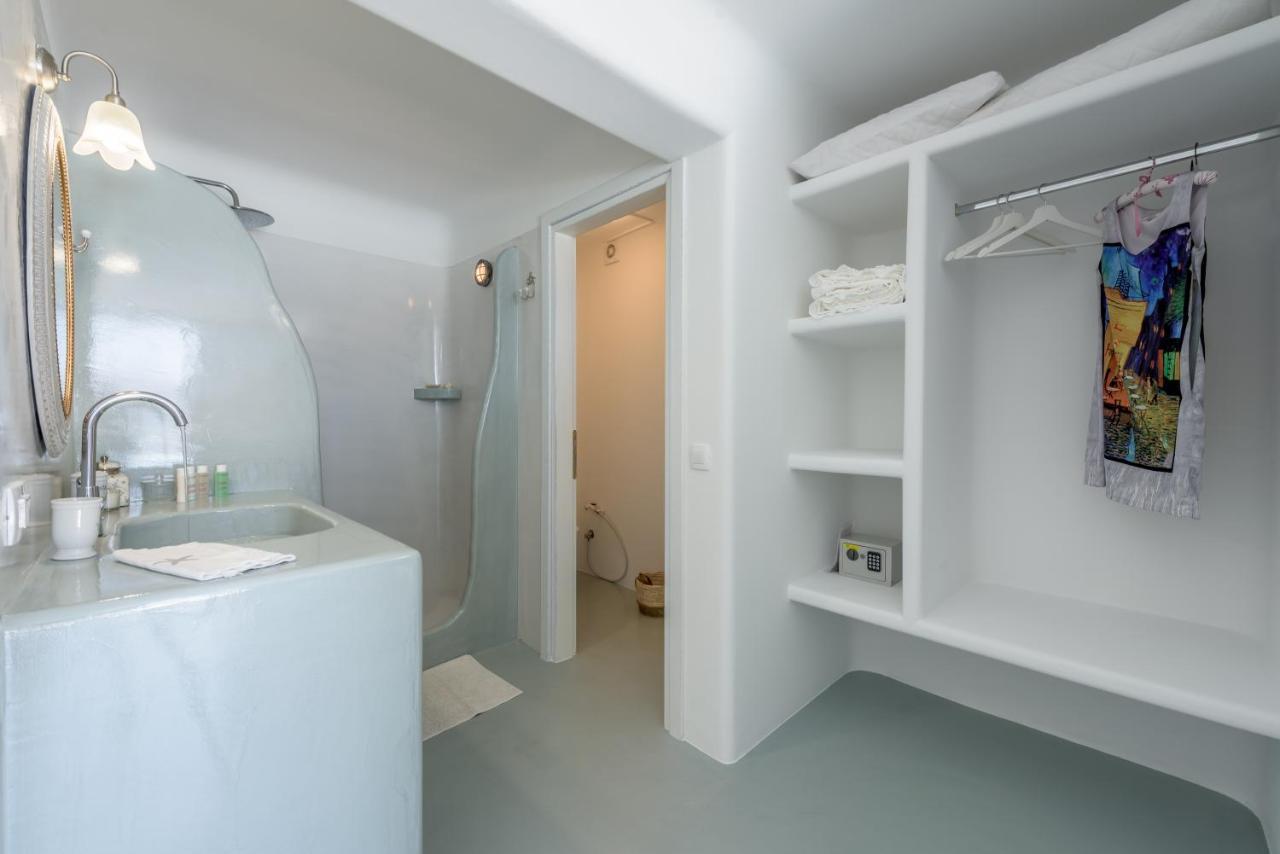 Blu Suites And Studios Adamantas Eksteriør billede