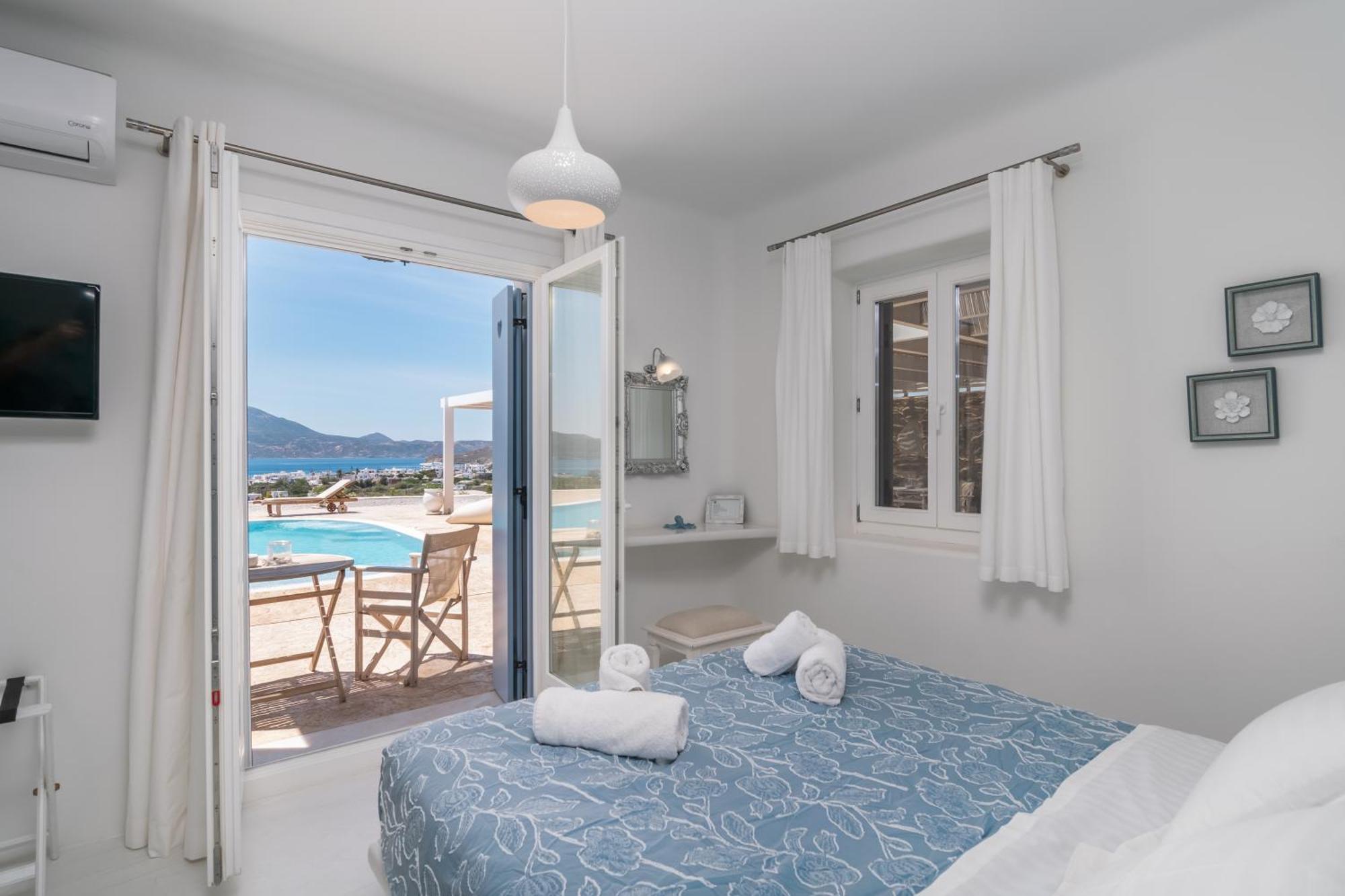 Blu Suites And Studios Adamantas Eksteriør billede