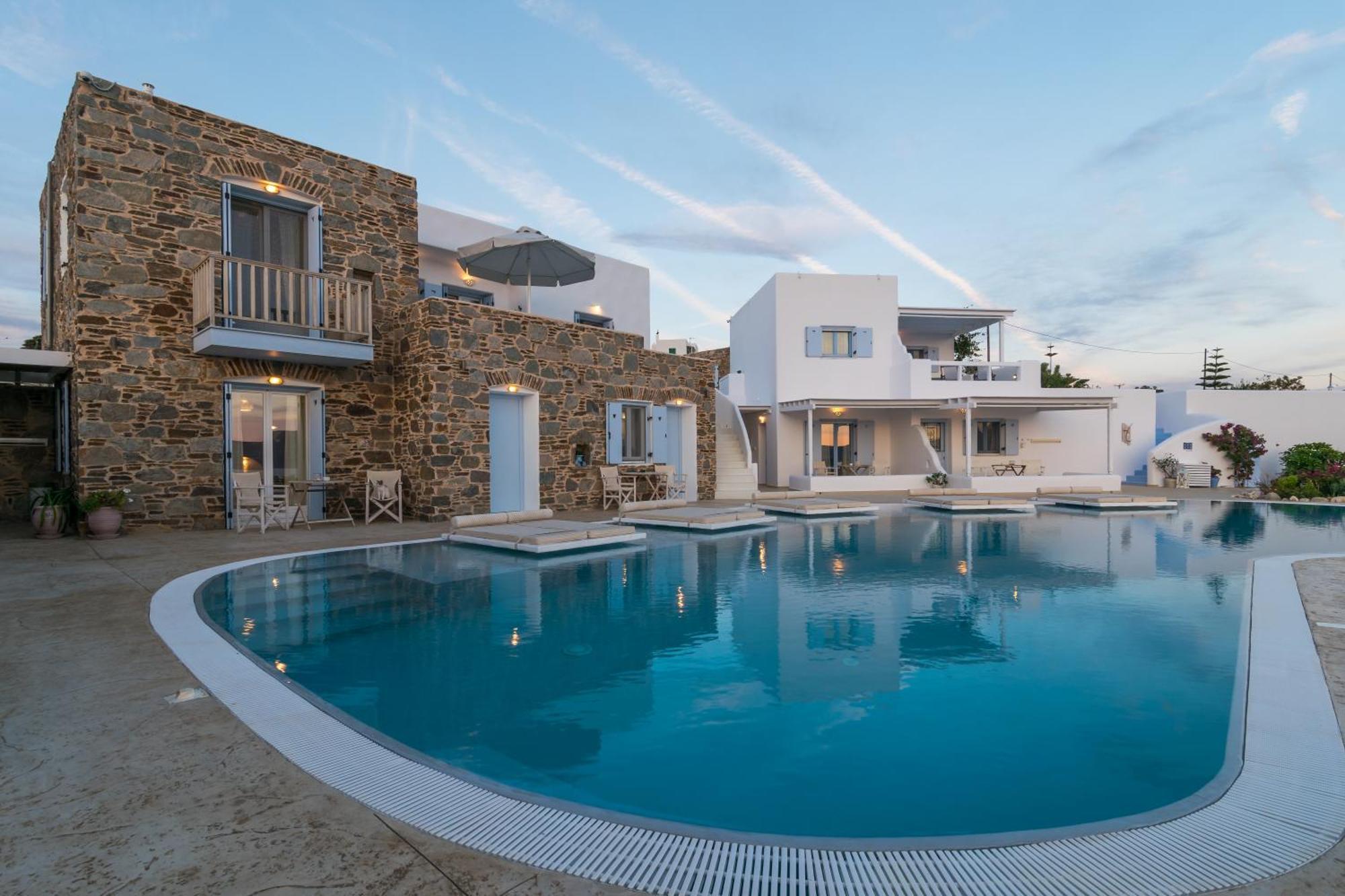 Blu Suites And Studios Adamantas Eksteriør billede